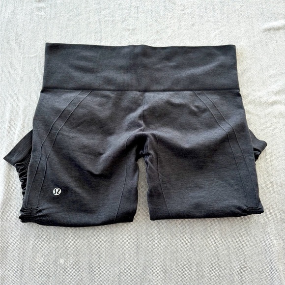 SOLD : NOT FOR SALE - NWOT Lululemon ebb and flow leggings charcoal gray size 10 - Picture 2 of 15